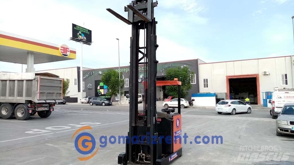 Toyota 7 FB RE 16 N Schubmaststapler