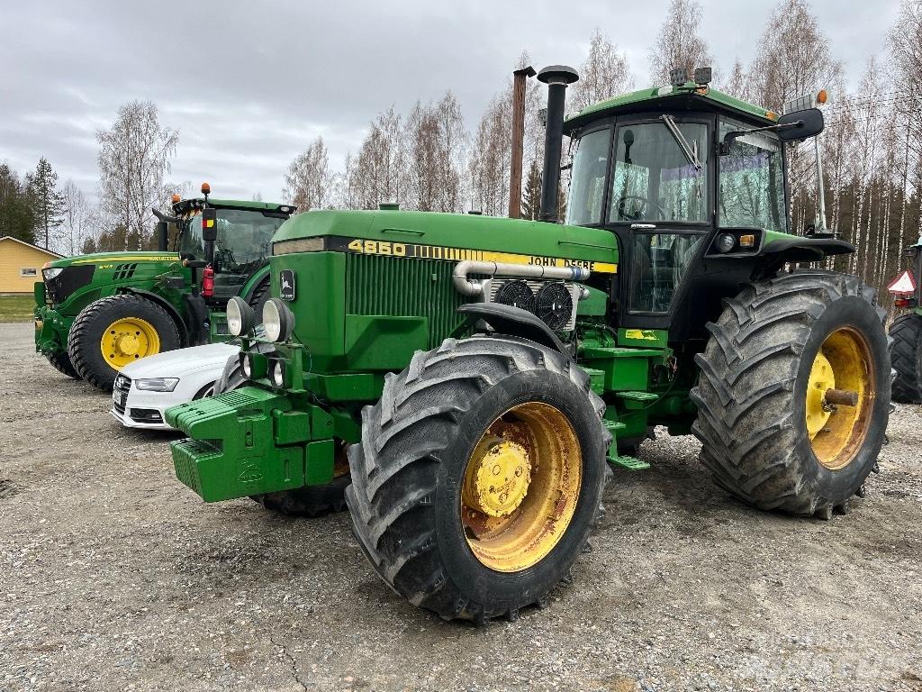 John Deere 4850 Traktoren