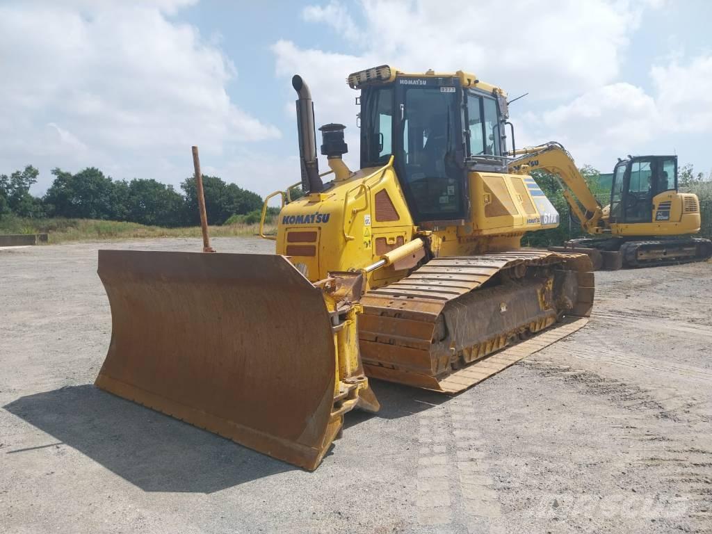 Komatsu D61PX-23 Bulldozer