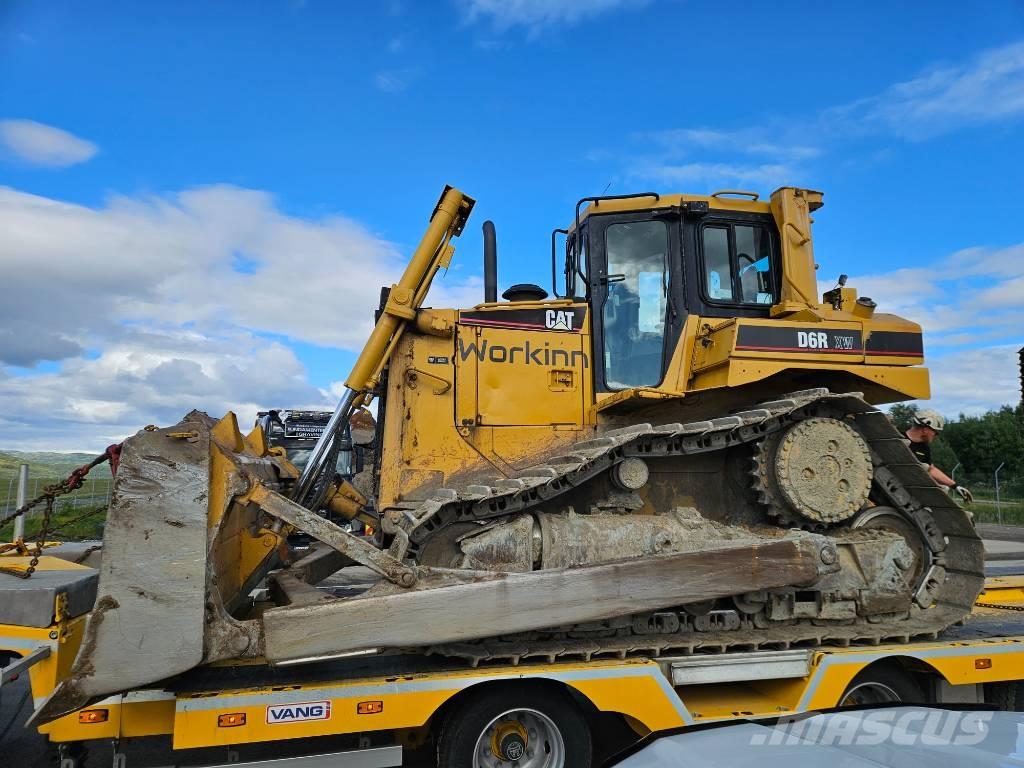CAT D 6 Bulldozer