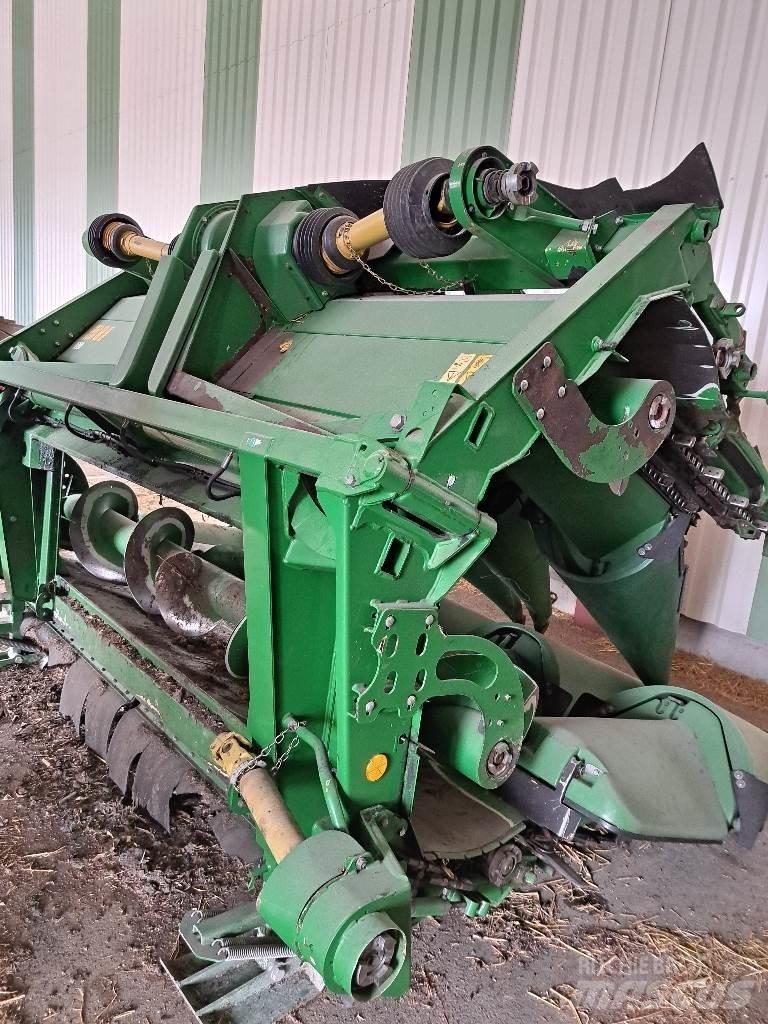 John Deere 608C Erntevorsätze