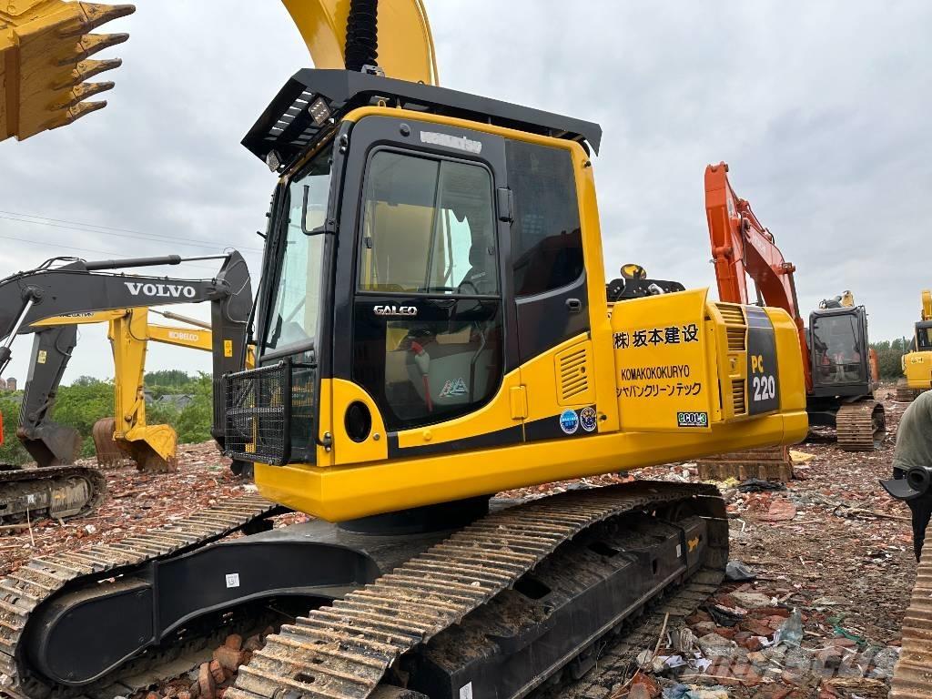 Komatsu PC 220-8M Raupenbagger
