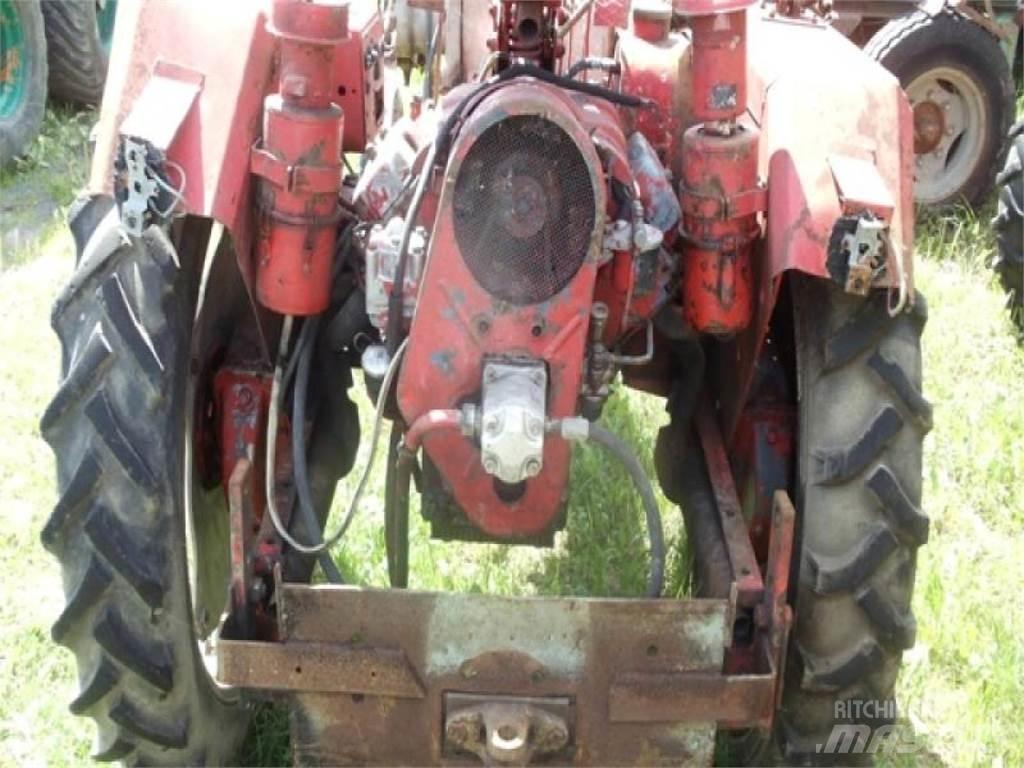 Fortschritt GT 124 Traktoren