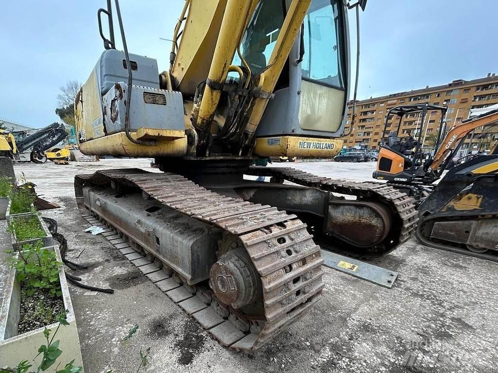 New Holland E215B Spezialbagger