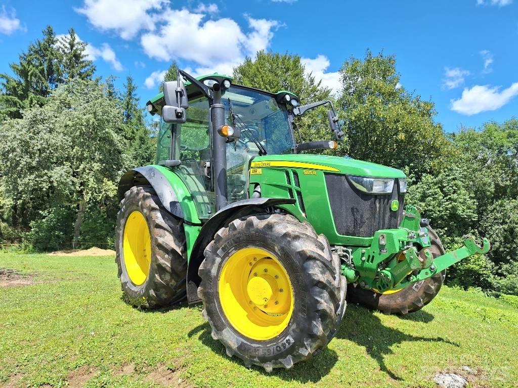 John Deere 5125R Traktoren