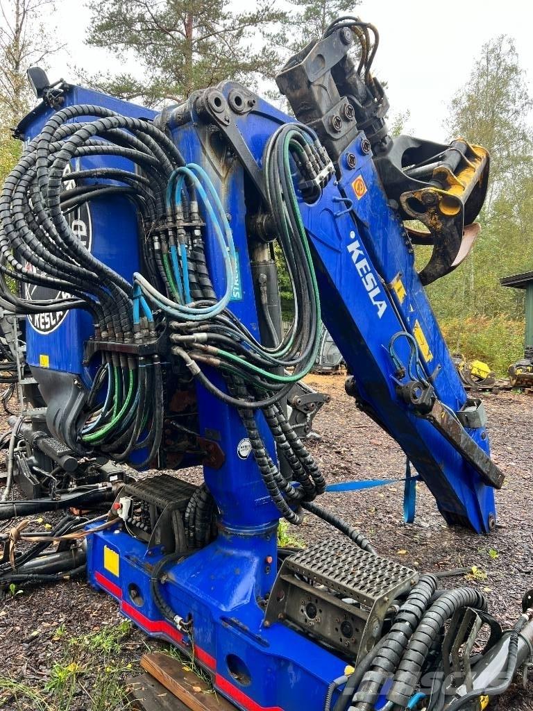Kesla 2212 ZTF Holzkrane