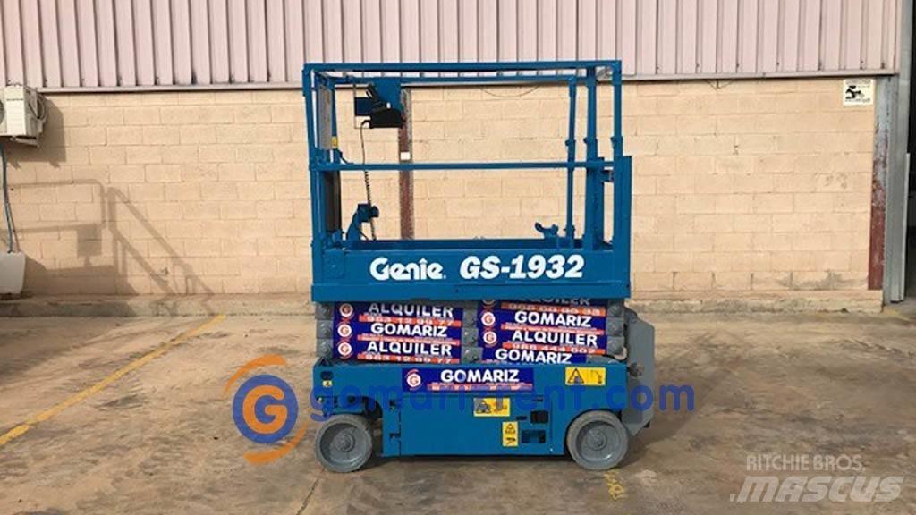Genie GS 1932 Scheren-Arbeitsbühnen