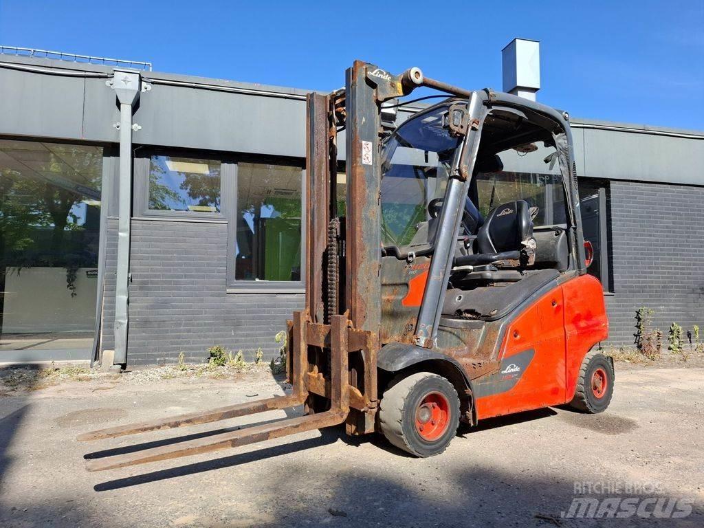 Linde H20T Gasstapler