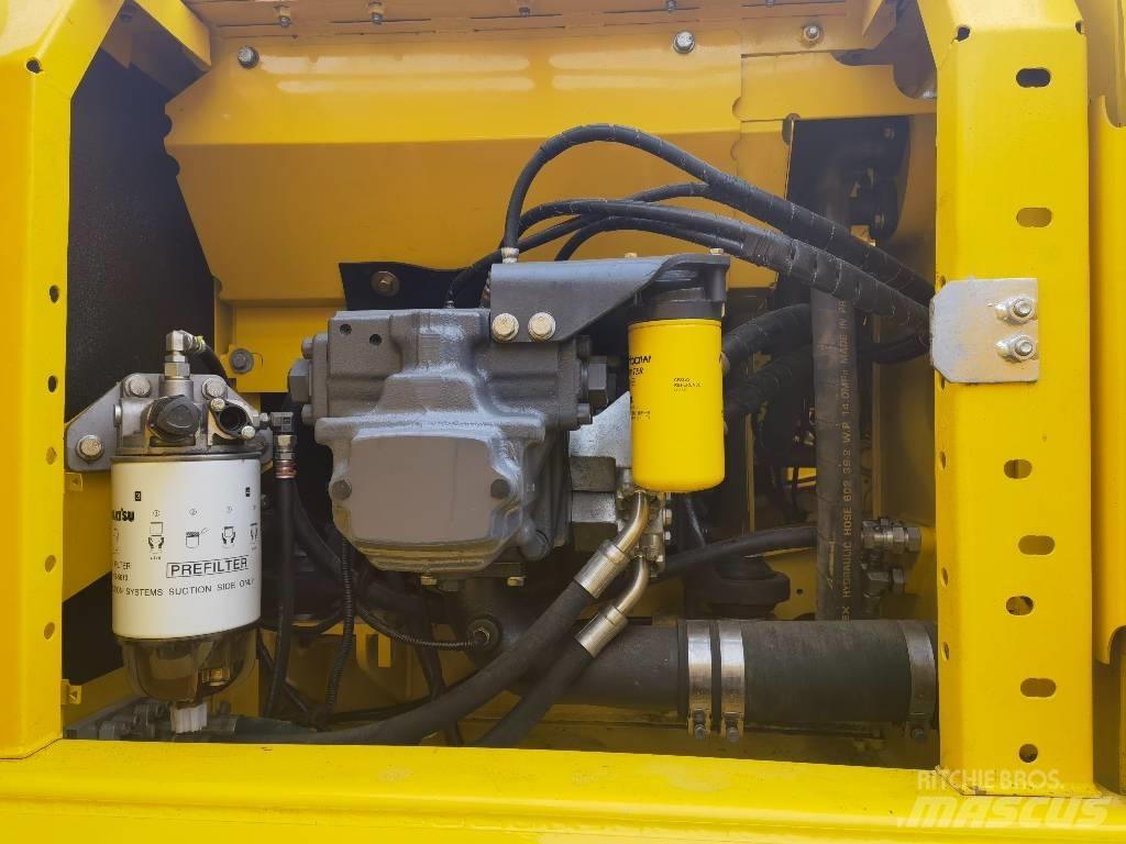 Komatsu PC 200-8 Raupenbagger