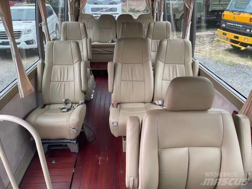 Toyota Coaster Bus Minibusse