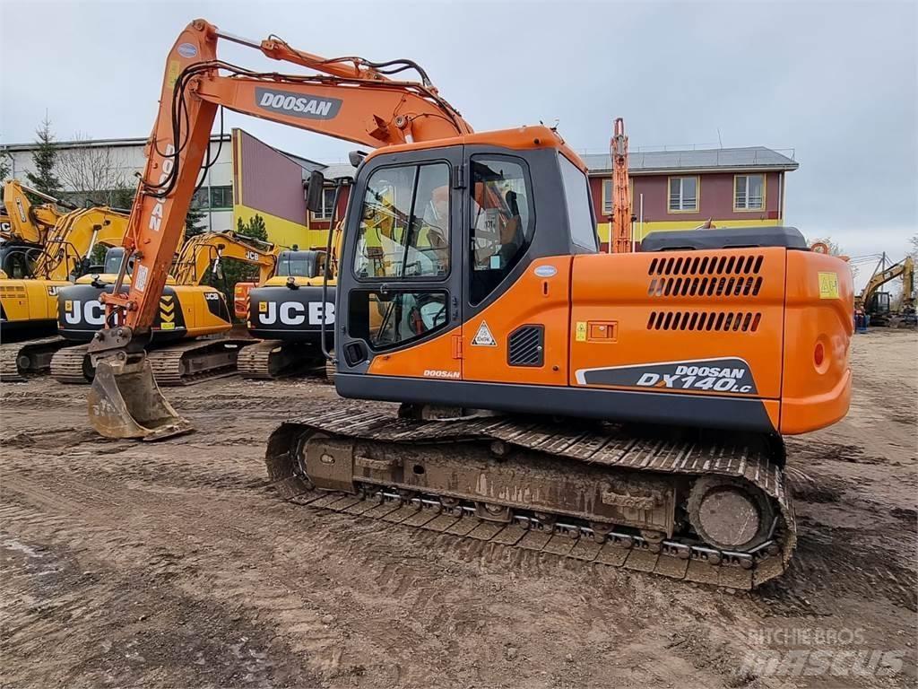 Doosan DX 140 LC-3 Raupenbagger