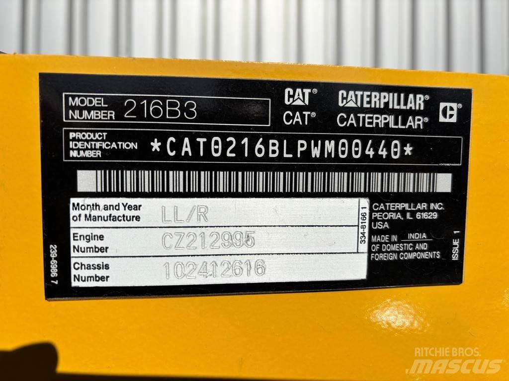 CAT 216B3 Radlader