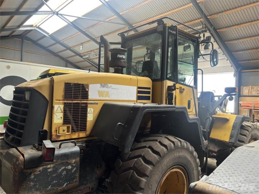 Komatsu WA250PZ-5 Radlader