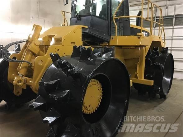 CAT 826G Müllverdichter