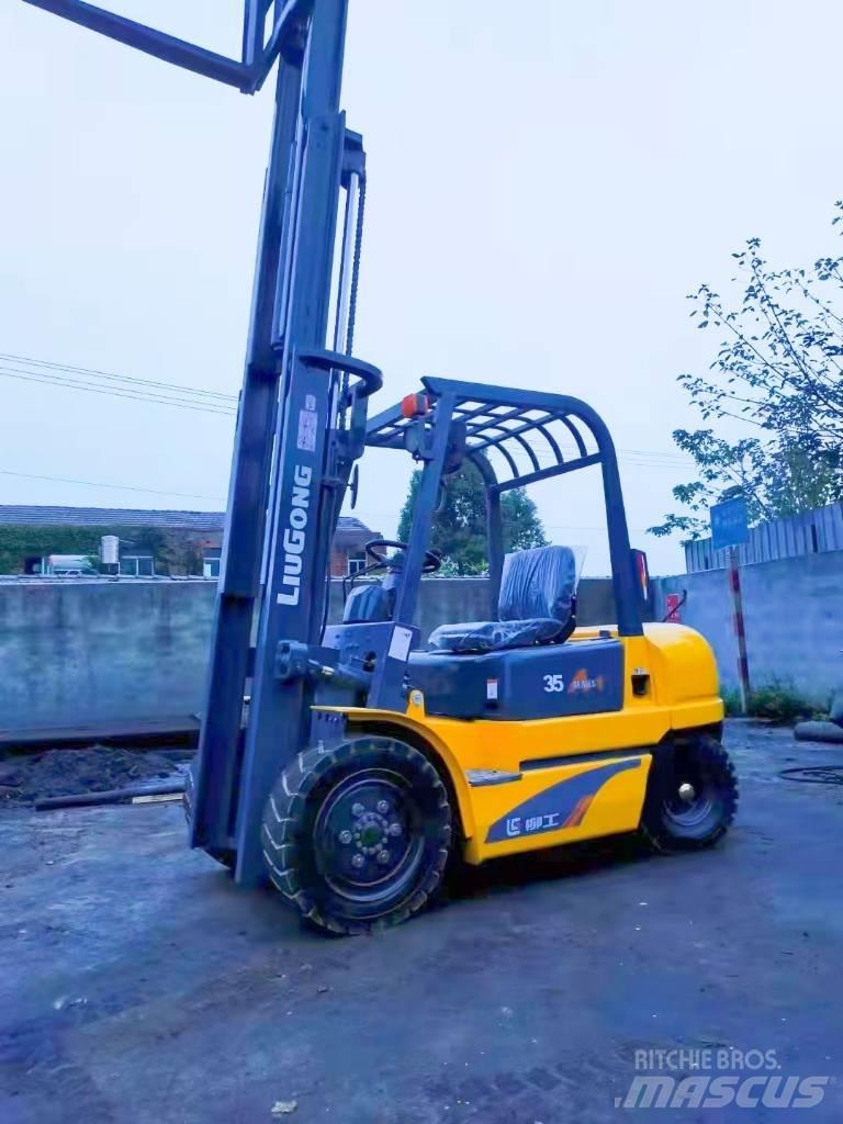 LiuGong CPC 35 Dieselstapler