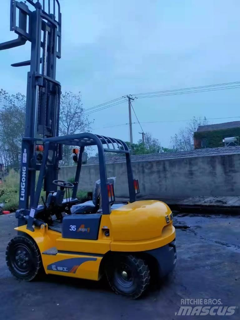 LiuGong CPC 35 Dieselstapler