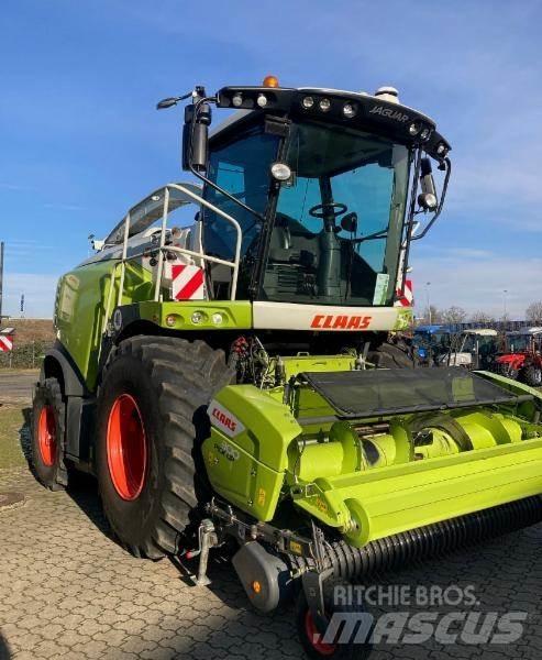 CLAAS JAGUAR 970 Selbstfahrende Häcksler