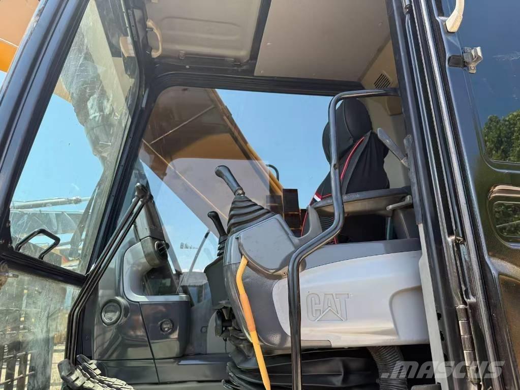 CAT 320 D Raupenbagger