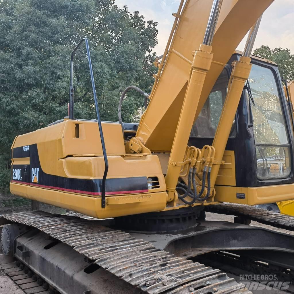 CAT 320 B LC Raupenbagger