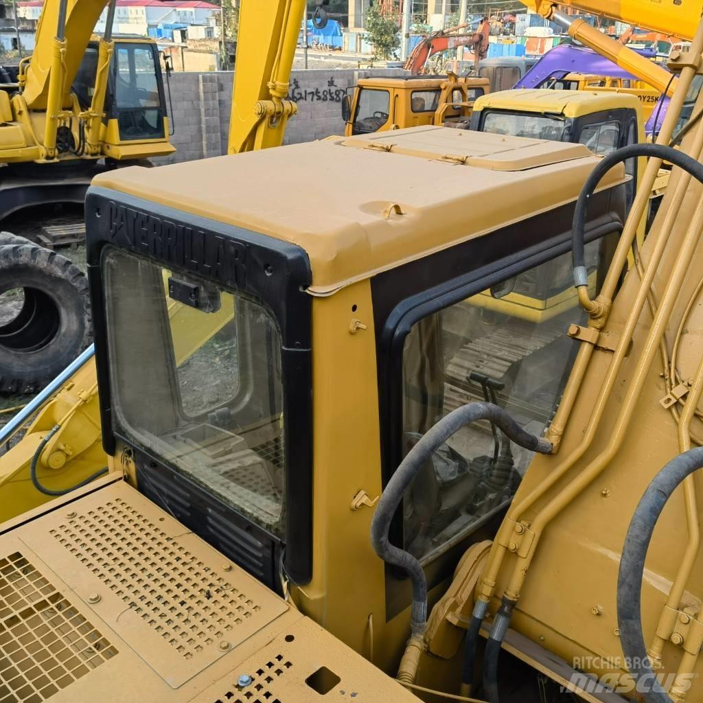CAT 320 B LC Raupenbagger