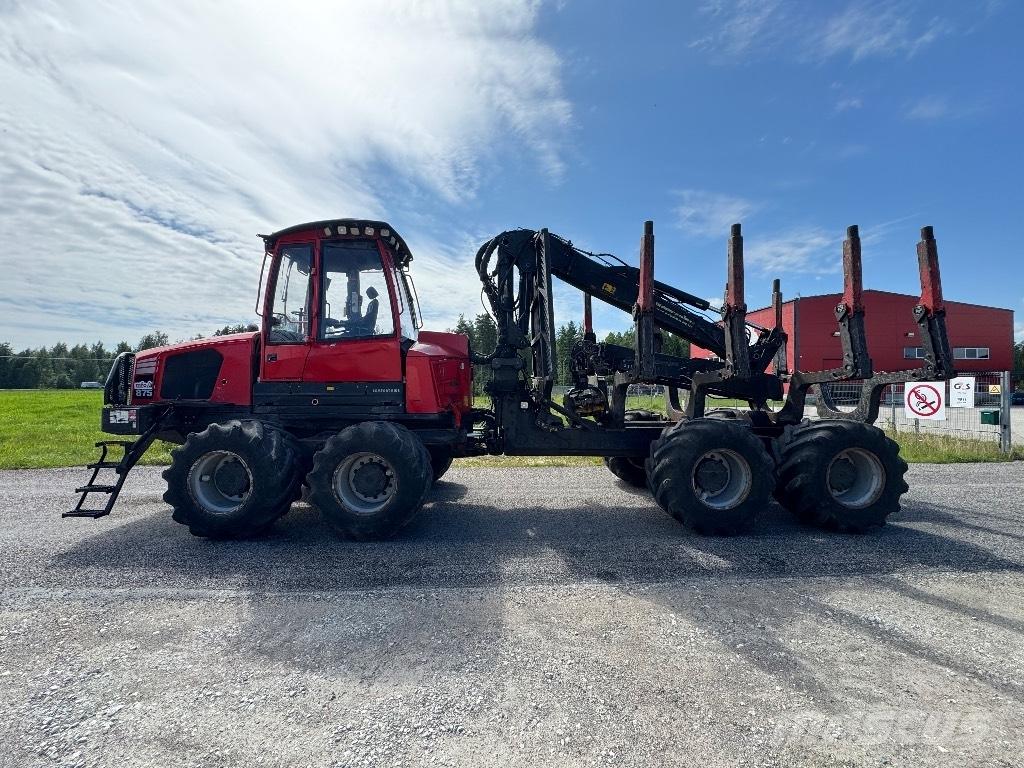 Komatsu 875 Forwarder