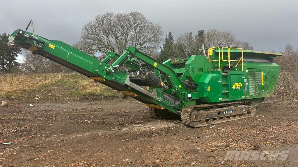 McCloskey J35 Mobile Brecher