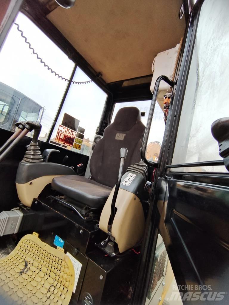 CAT 305.5E Minibagger < 7t