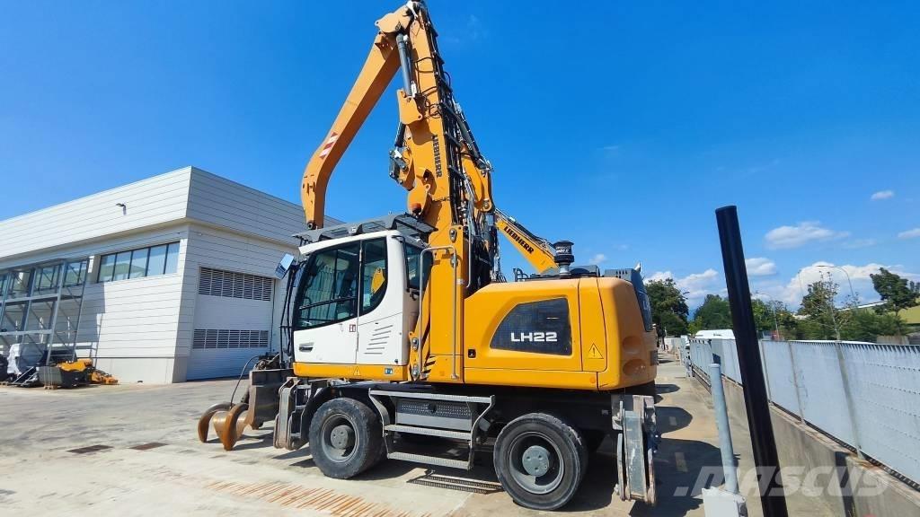 Liebherr LH 22 M Materialumschlag