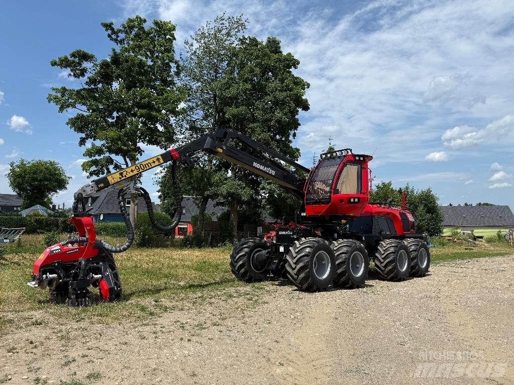 Komatsu 931 XC Harvester