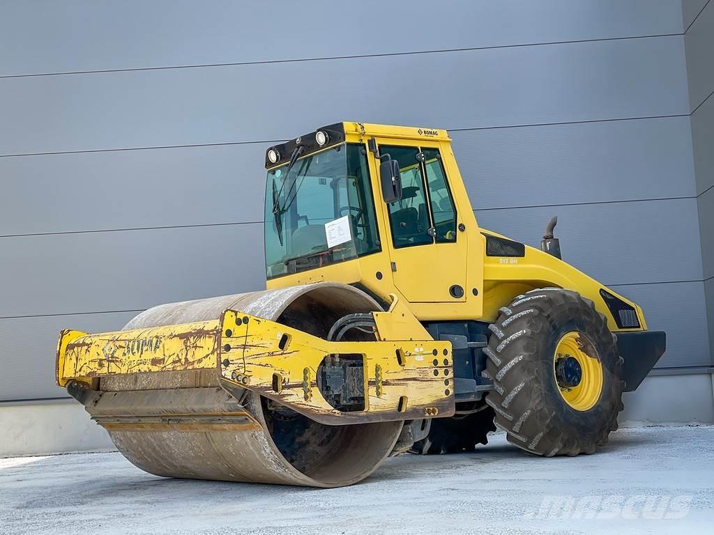 Bomag BW 213 DH-4 Walzenzüge