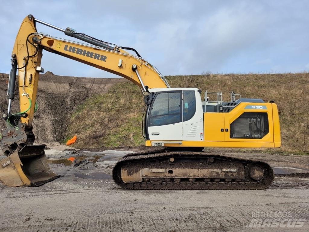 Liebherr R930 G8 Raupenbagger