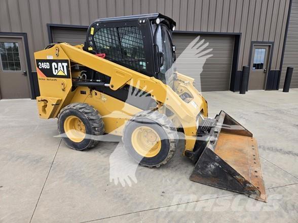 CAT 246D Kompaktlader