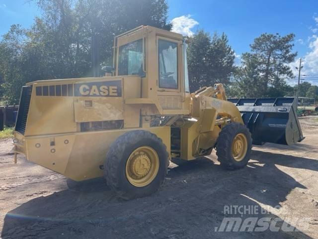 CASE 621 Radlader