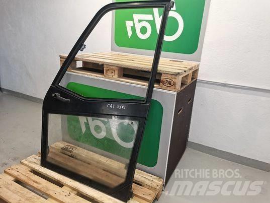 CAT TH 407 door Kabinen