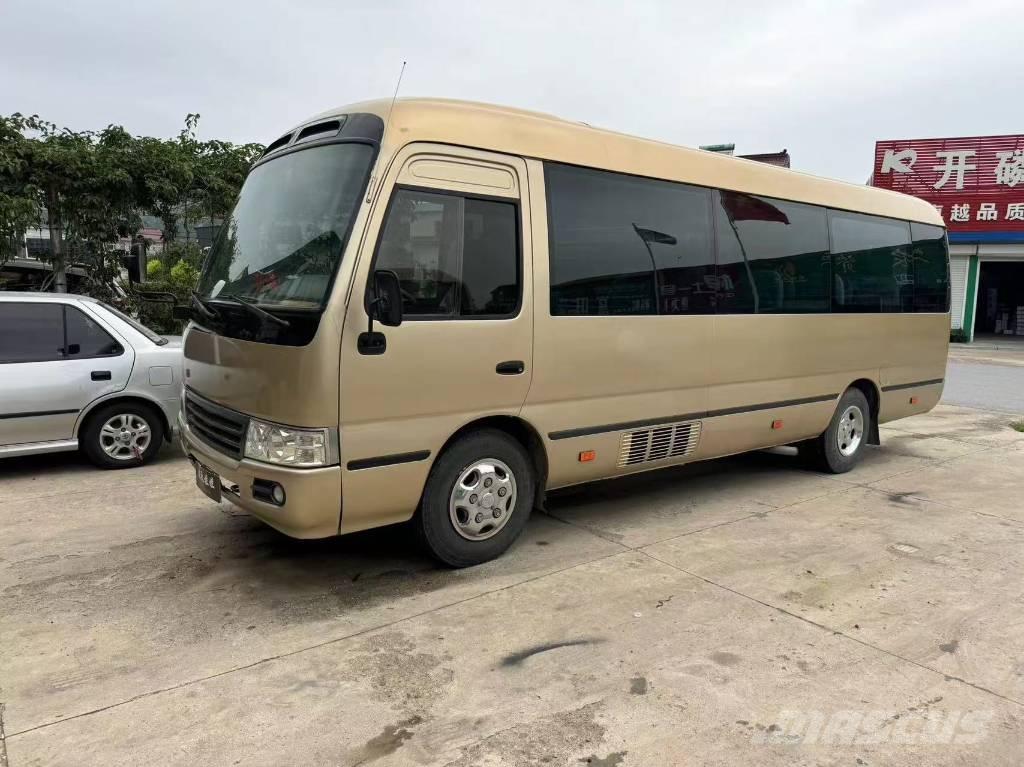 Toyota Coaster Bus Minibusse