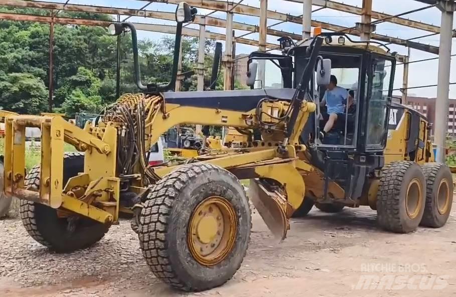 CAT 160 M Grader