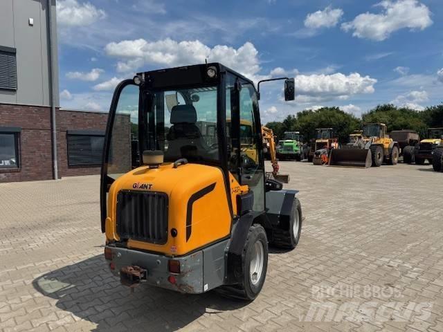 GiANT V 452 X-Tra Radlader