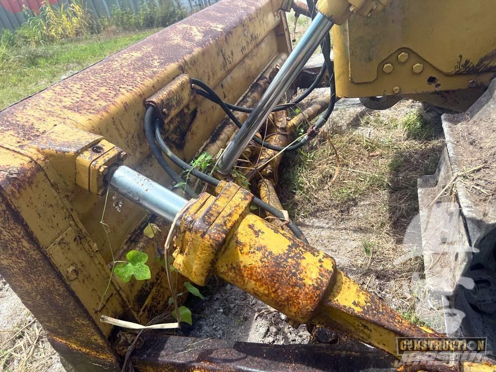 CAT D 6 C Bulldozer