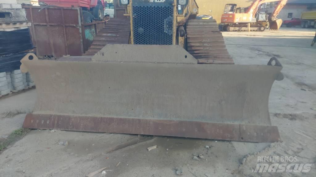 CAT D 4 LGP Bulldozer