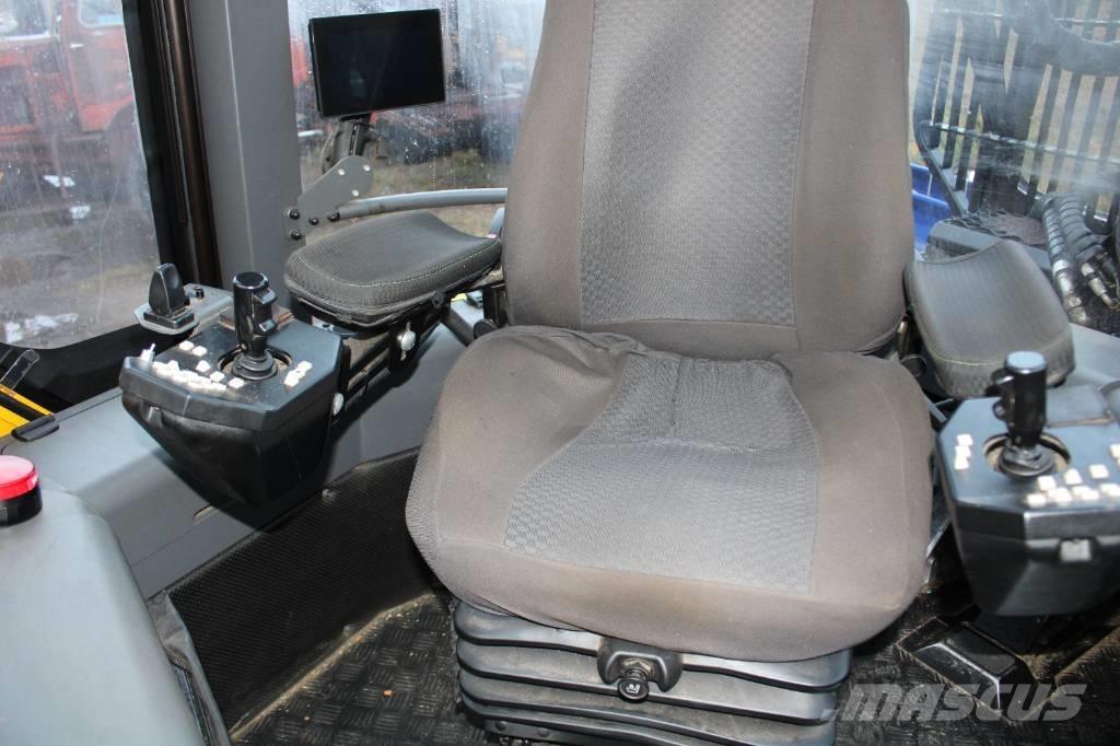 Sampo-Rosenlew FR 28 Forwarder