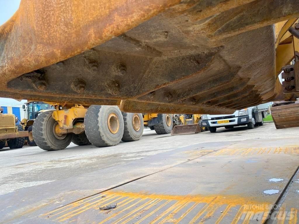 CAT D6T XL NVT Bulldozer