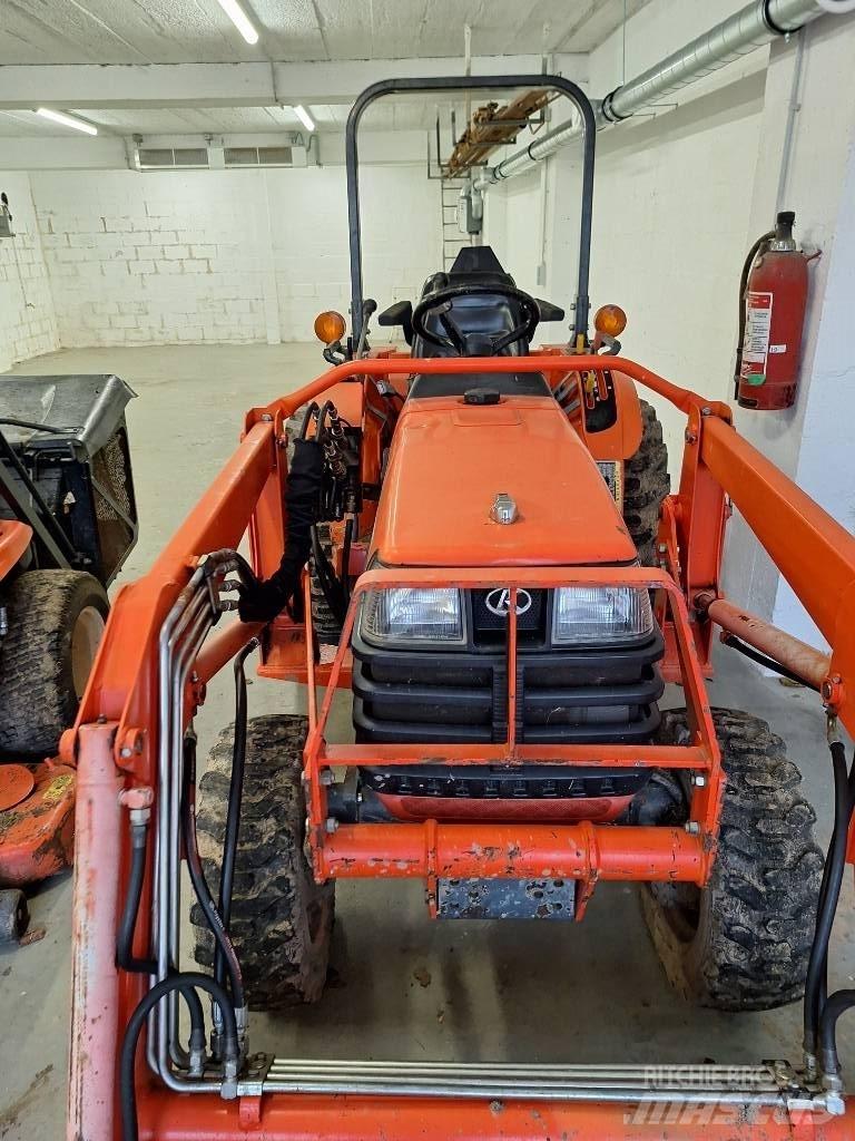 Kubota B 2710 Traktoren