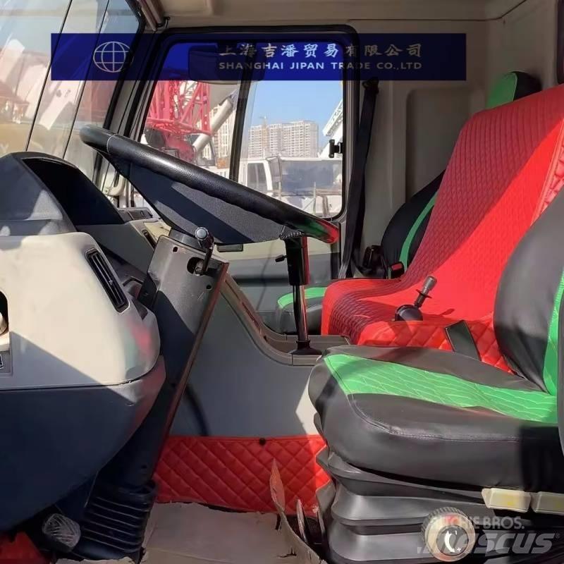 Zoomlion QY 30 V All-Terrain-Krane