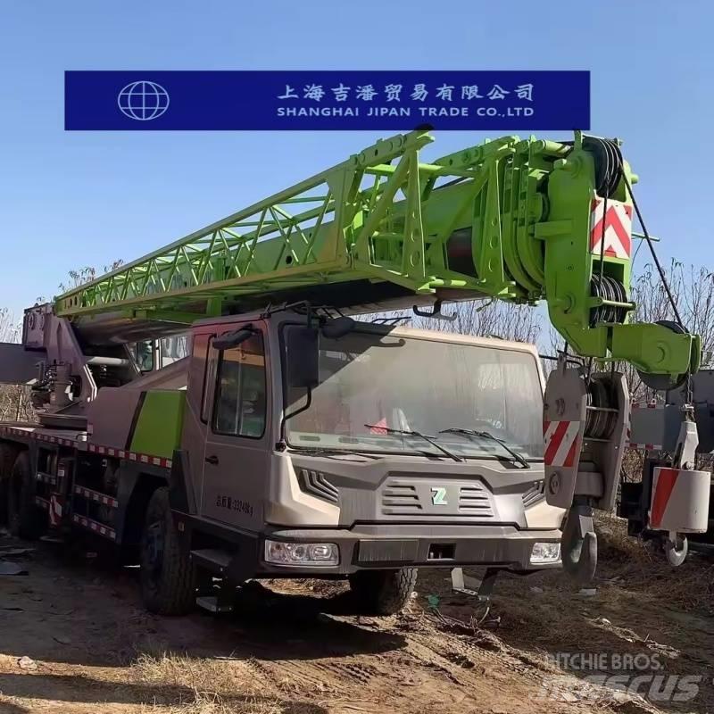 Zoomlion QY 30 V All-Terrain-Krane
