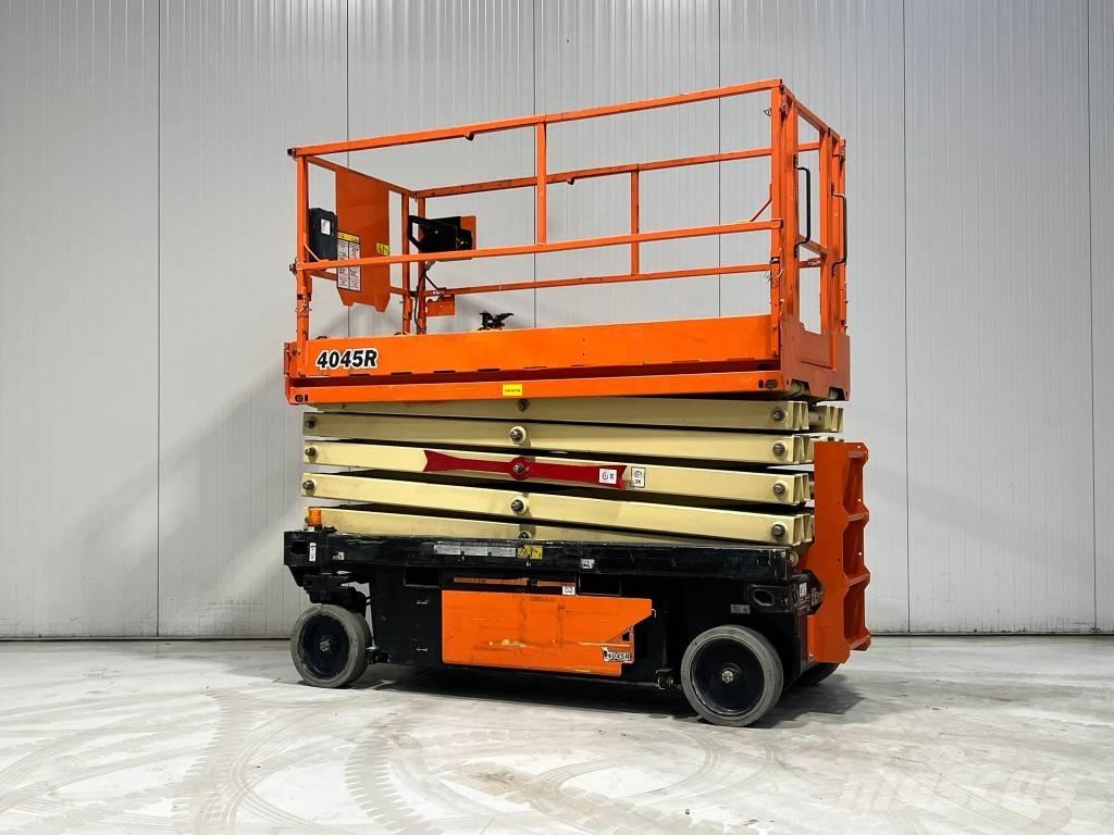 JLG 4045R Scheren-Arbeitsbühnen