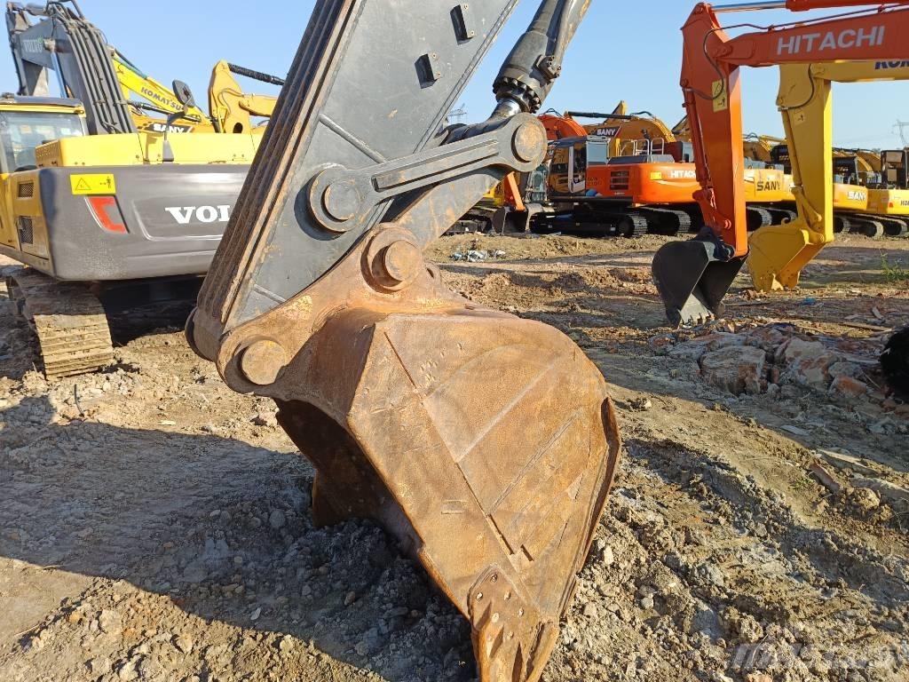 Volvo EC 240 Raupenbagger