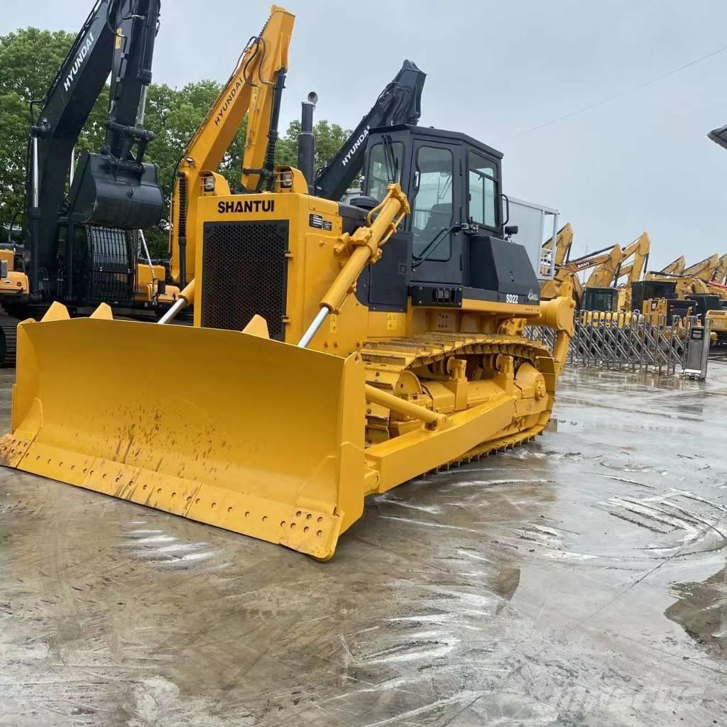 Shantui SD 22 Bulldozer