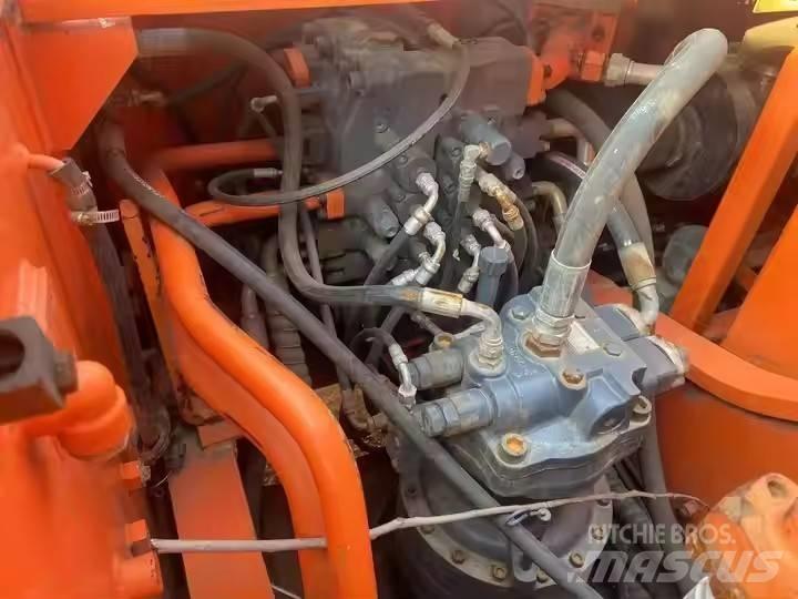 Doosan DH 215-9E Raupenbagger