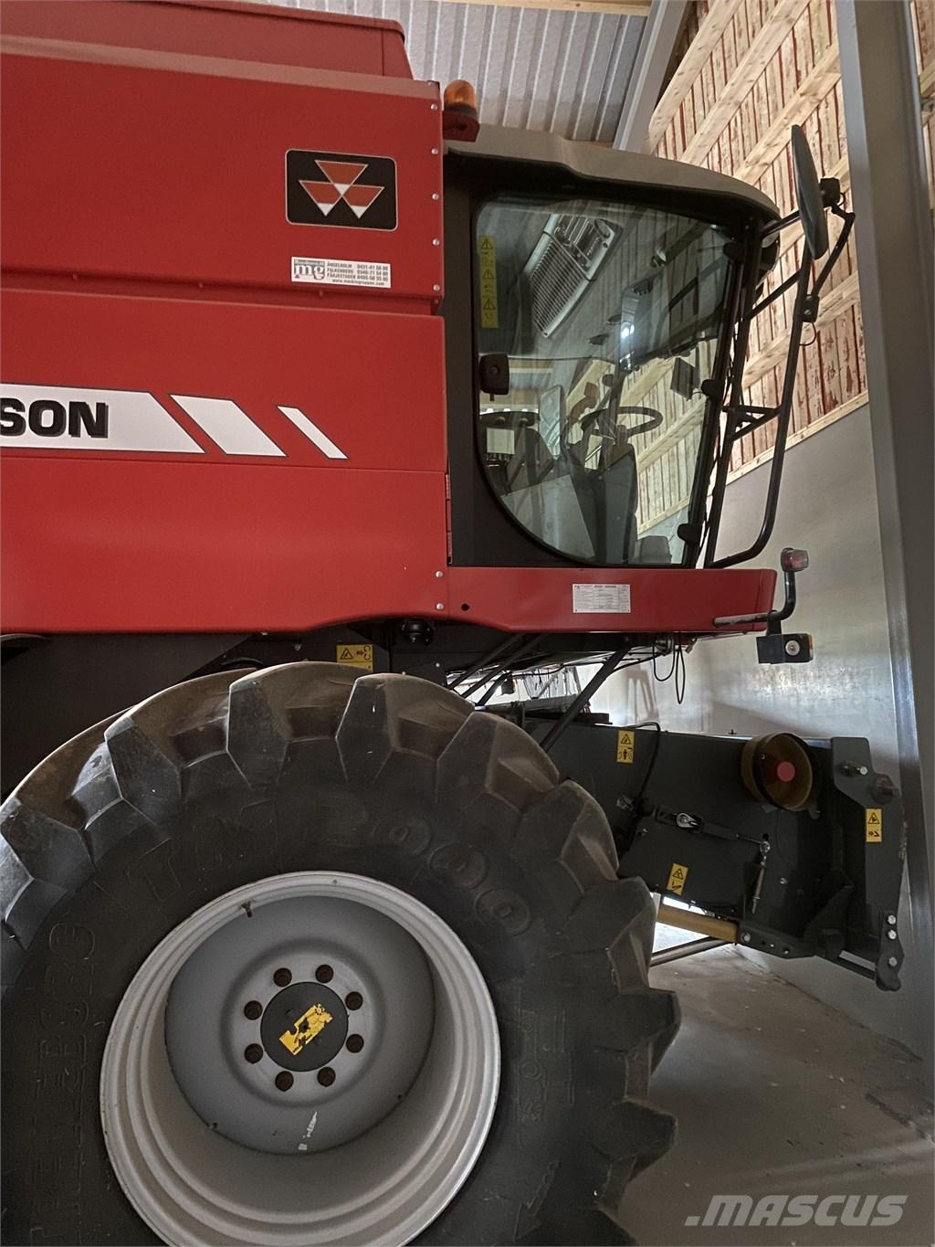 Massey Ferguson 7244 Mähdrescher