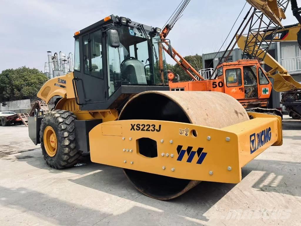 XCMG XS 223 J Walzenzüge